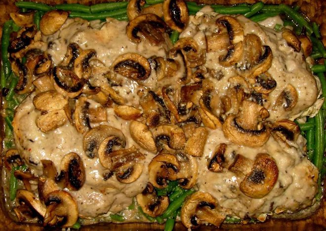 Easy Mushroom and Chicken Cacciatore Oven Recipe